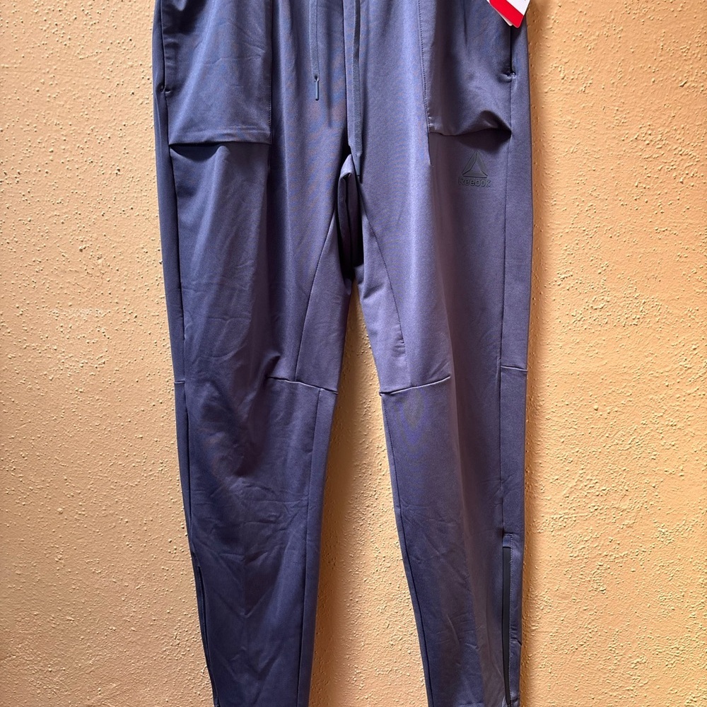 Reebok Men's Dark Gray Joggers - Picture 5 of 9